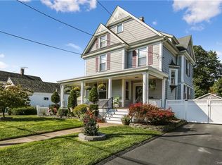 35 Rockland Ave, Hillburn, NY 10931