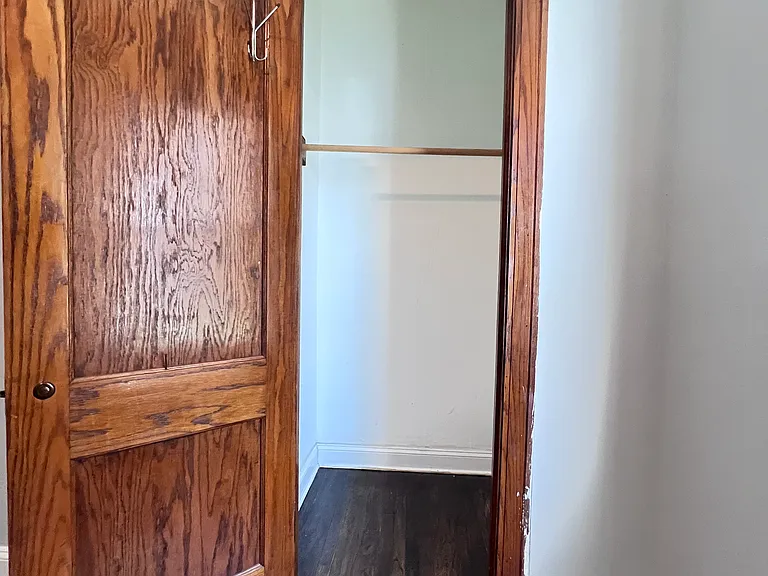 821 N Waller Ave #1 — Photo 6