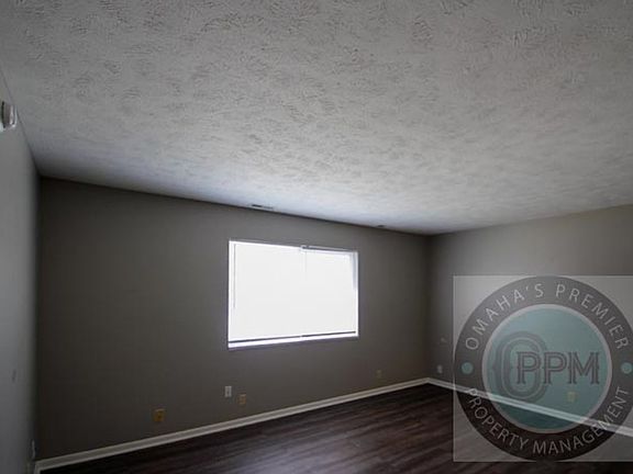 5th image of 2903 N 76th St #2905/11