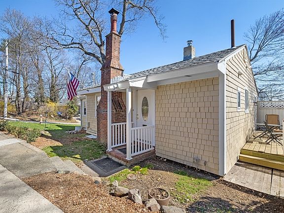4th image of 129 Audubon Ave