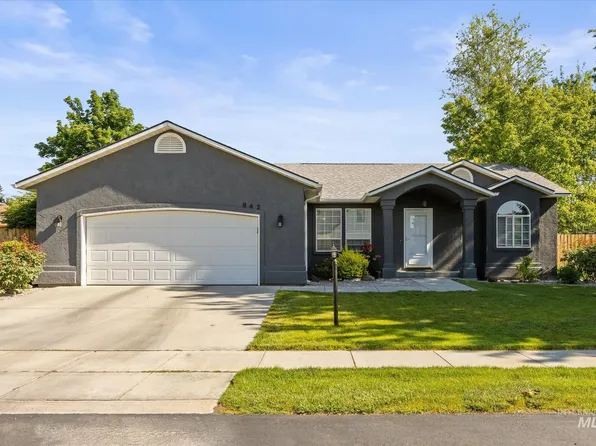 842 Muirfield Ln, Nampa, ID 83686