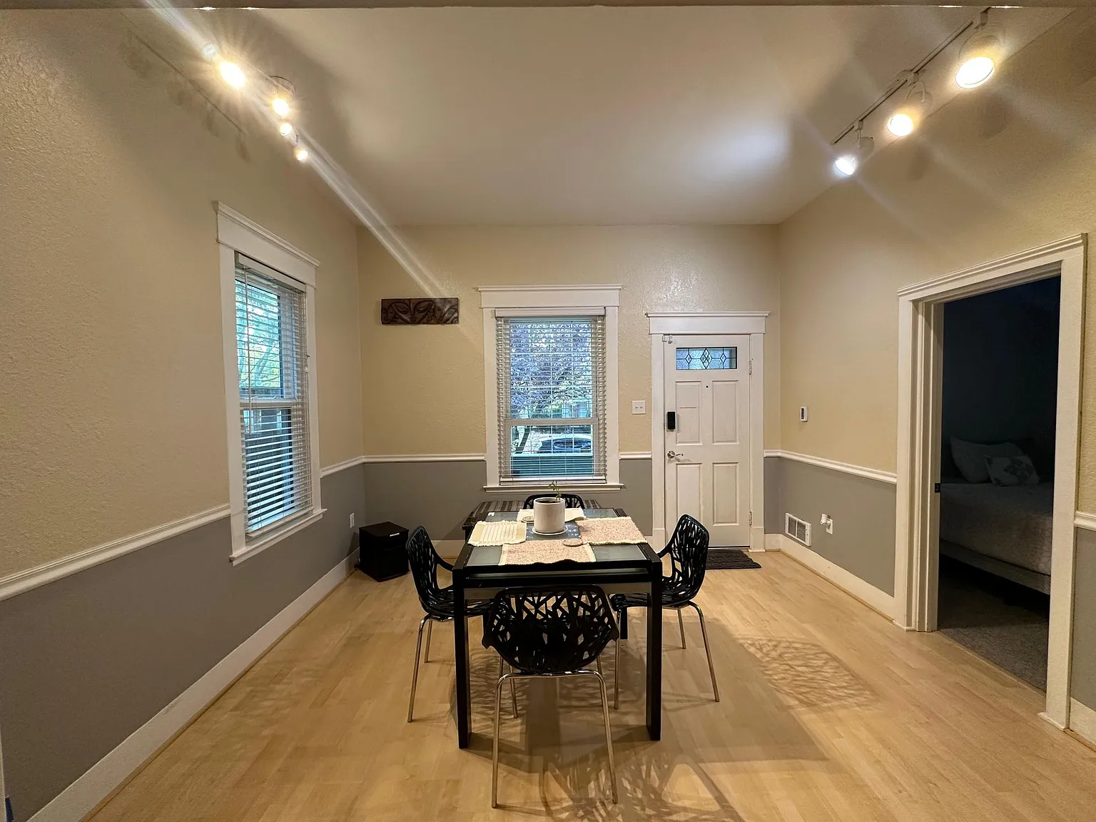 2317 Baker Ave — Photo 4