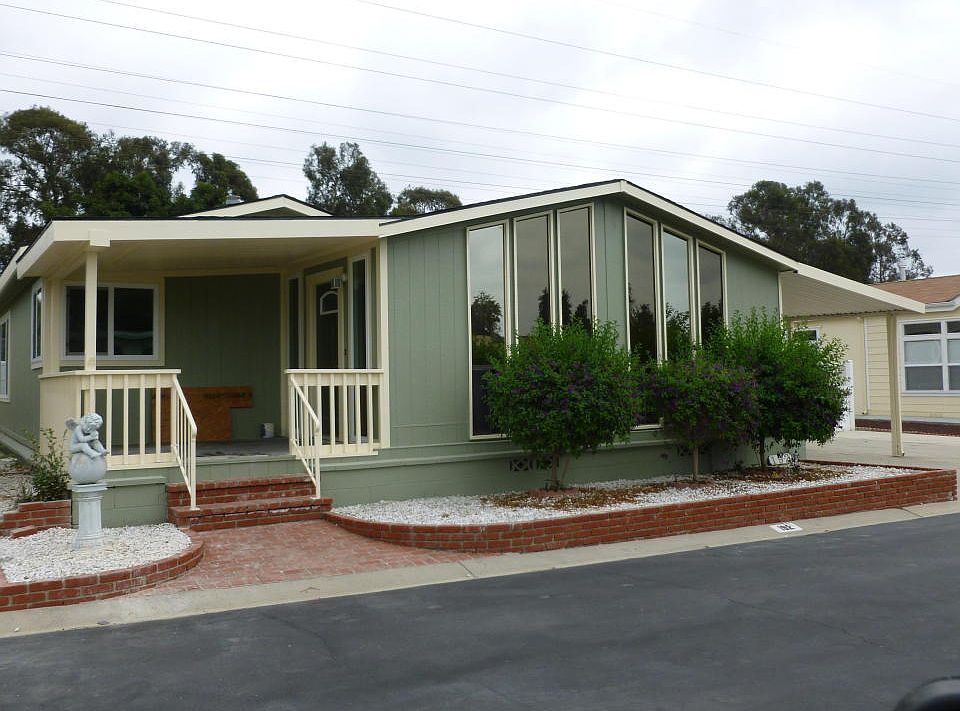 1st image of 192 Browning Ave #192