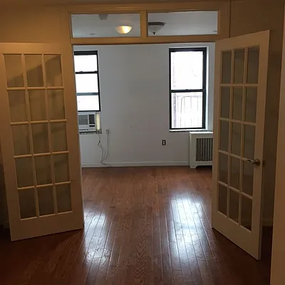 Rented by The MJS Group NY LLC | media 25