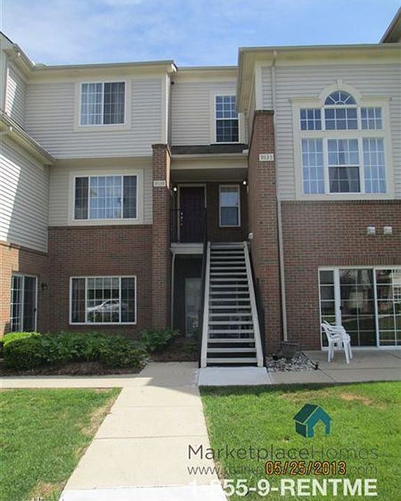 1st image of 9539 Lakeside Dr