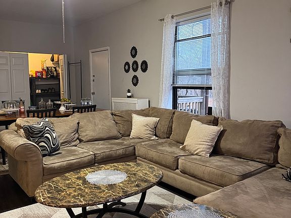 4th image of 7013 N Paulina St #3