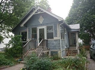 205 Perham St, West Roxbury, MA 02132