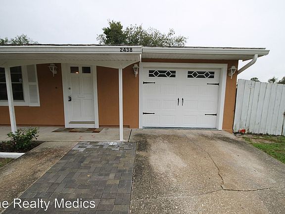2nd image of 2438 Hope Ave