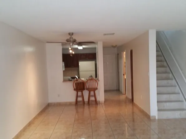 8851 NW 119th St Unit 2213, Hialeah, FL 33018