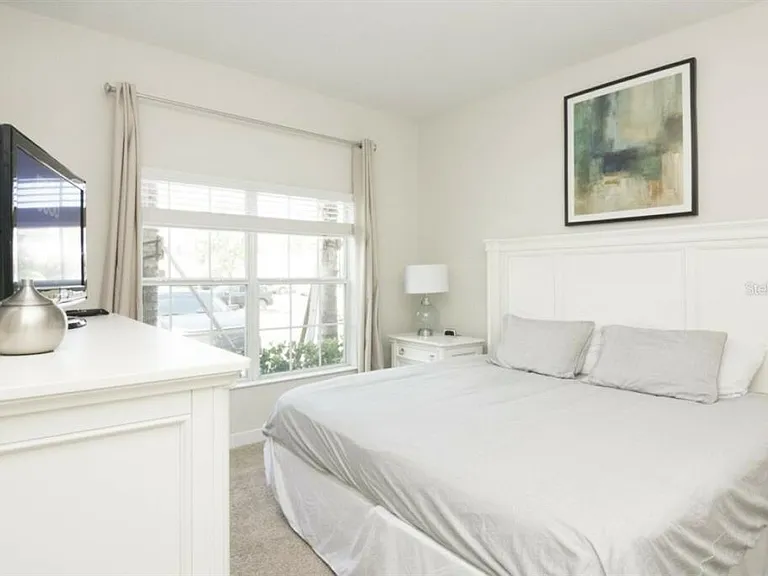 4807 Clock Tower Dr — Photo 6