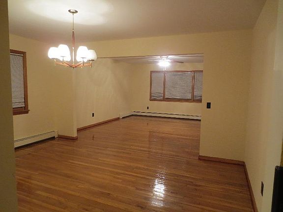 other view of DR & LR