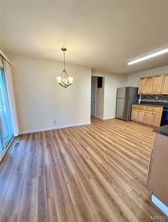 2 bed, 1.0 bath, 972 sqft, $1,195 — Photo 4