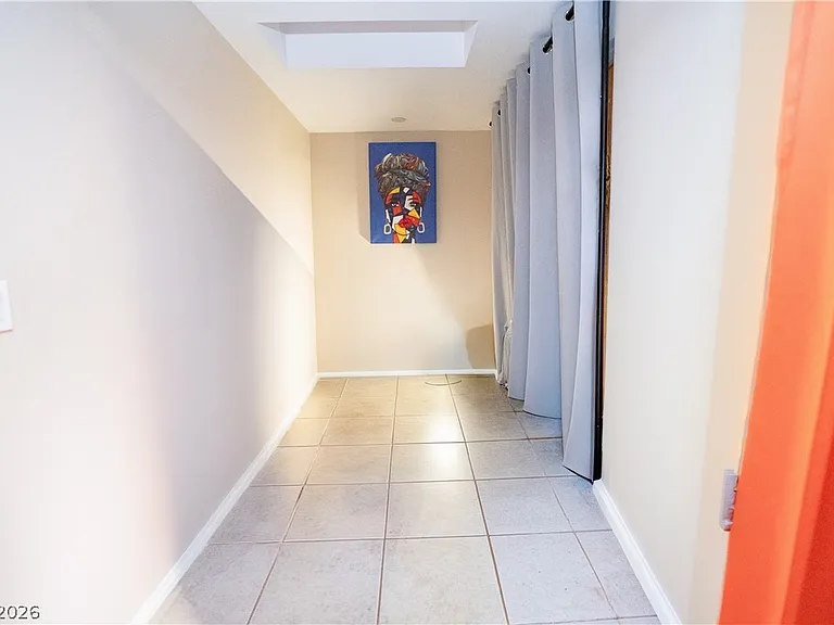 2451 Domingo St — Photo 23