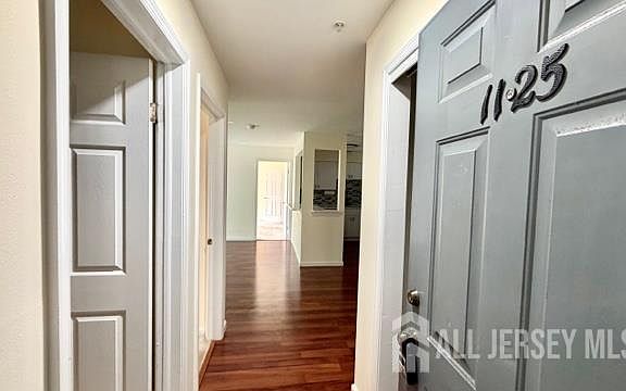 4th image of 1125 Waterford Dr