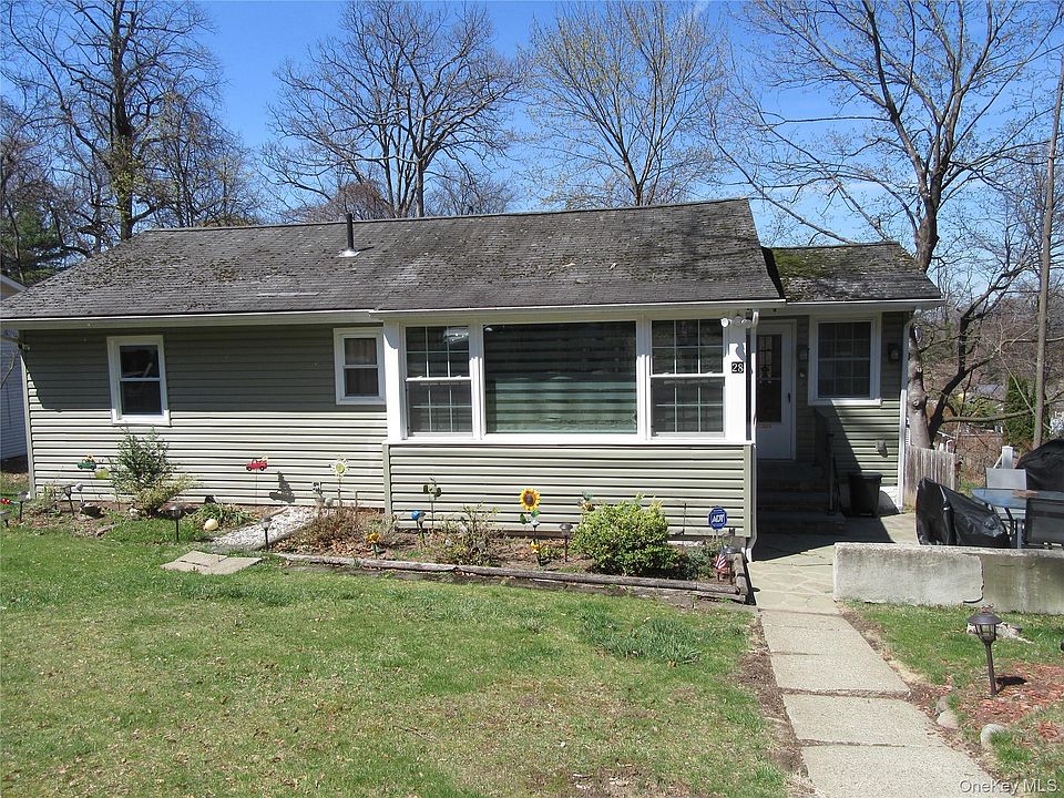 1st image of 28 Laurel Trail