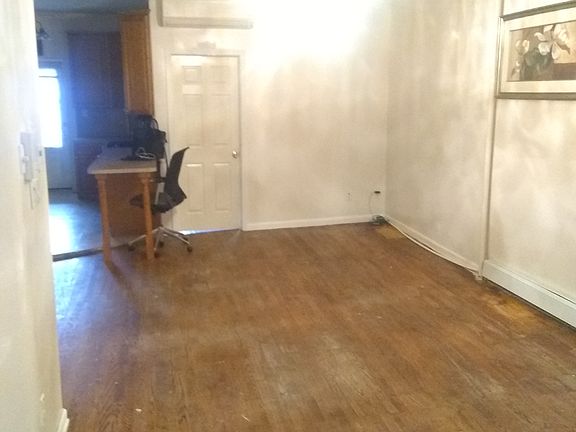 4th image of 4022 14th Ave
