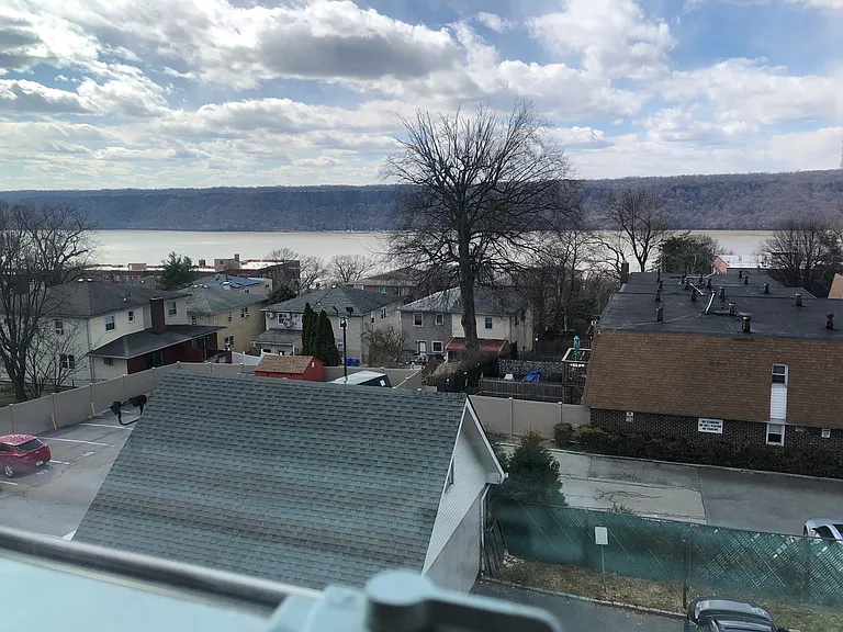 385 Palisade Ave #5 — Photo 10