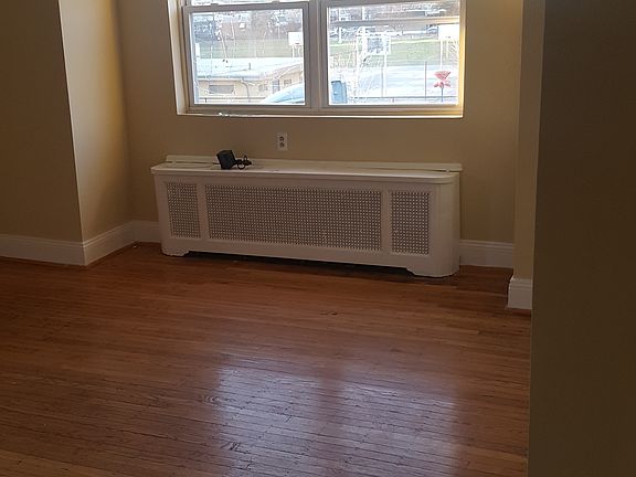 4th image of 5733 Torresdale Ave #2nd