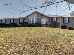 8125 Cloverland Dr, Nashville, TN 37211