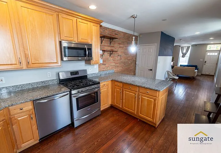 1303 Patapsco St — Photo 10