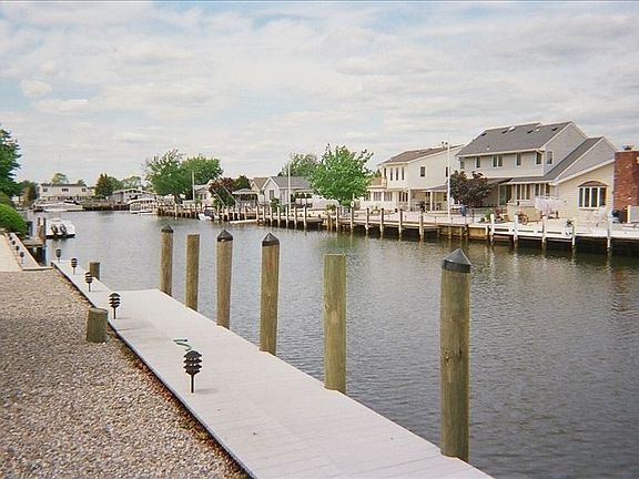 2nd image of 1850 Skiff Ct