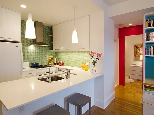 Sold by Sotheby's International Realty | media 10