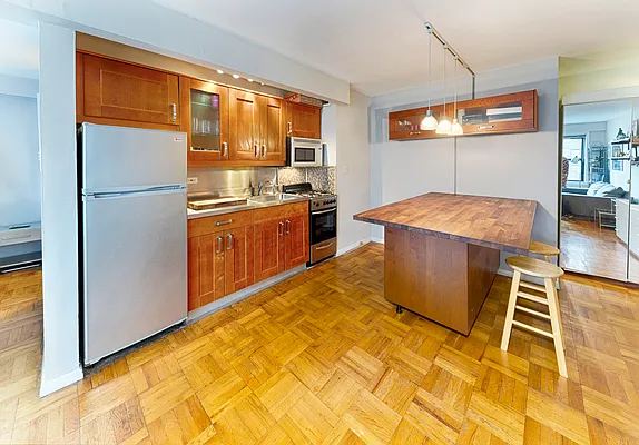 Sold by Brown Harris Stevens | media 10