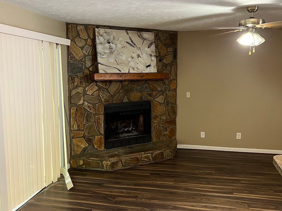 2nd image of 6760 Willowbrook Dr APT 2