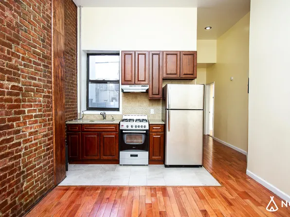 270 Irving Avenue image 22 of 23