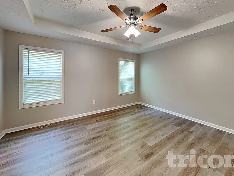 431 Bridgeport Pl — Photo 9