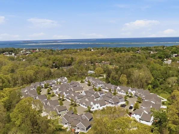 91 Newfield St Unit 41, Plymouth, MA 02360