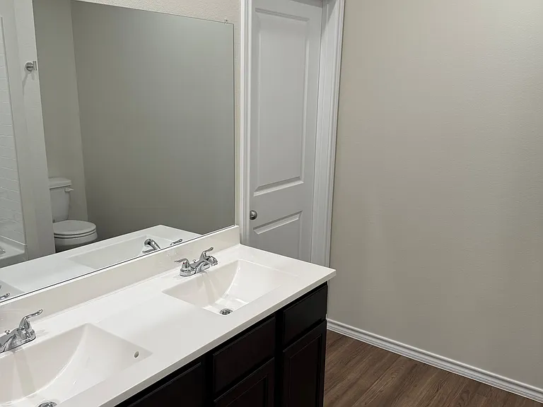 3109 Mesa Dr — Photo 8