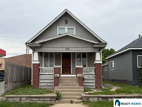 1018 Charleston St Photo 1