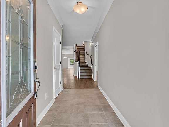 4th image of 5666 Augusta Woods Dr