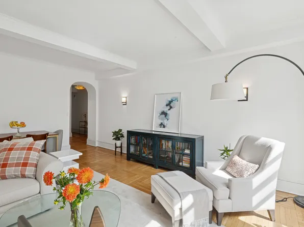 305 West 86th Street image 2 of 6