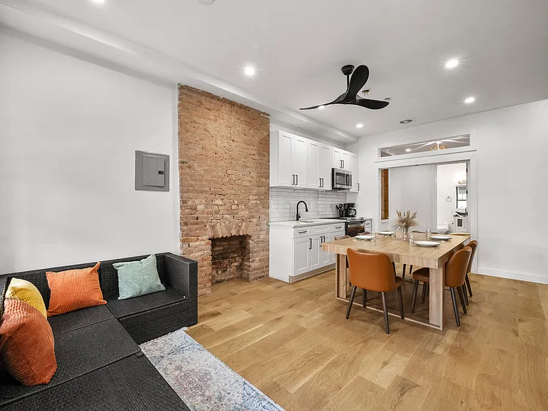 942 Pacific St #1 — Photo 10