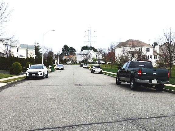 4th image of 49 Sayreville Blvd