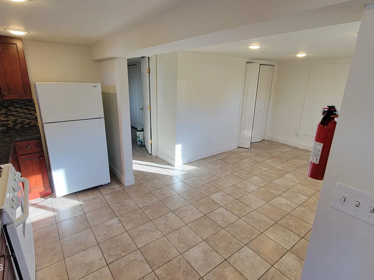 1 bed, $1,800 — Photo 3