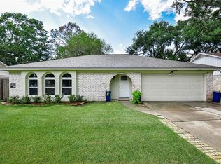 11231 Angelique Dr, Houston, TX 77065