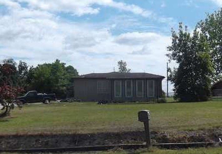 1st image of 2060 Highway 13 N