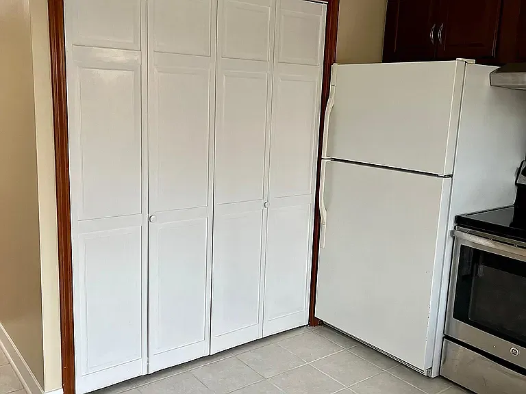 2 bed, 825 sqft, $1,800 — Photo 2