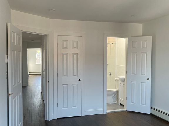 3rd image of 126 27th Ave Floor 3