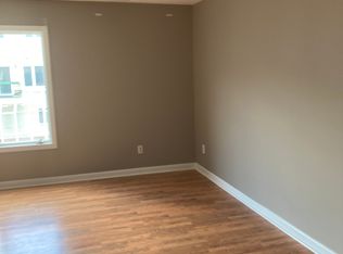 219 S Broad St #215, Meriden, CT 06450