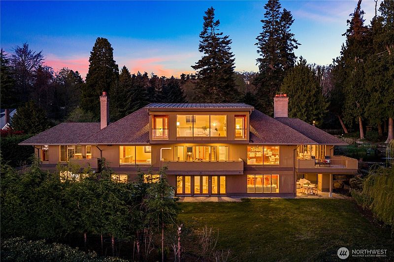 4th image of 24302 116th Avenue W