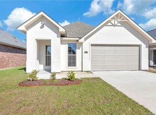 1017 Michelle Dr, Sulphur, LA 70663