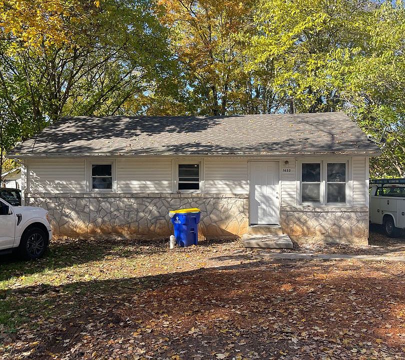 1st image of 1633 Johnson Dr