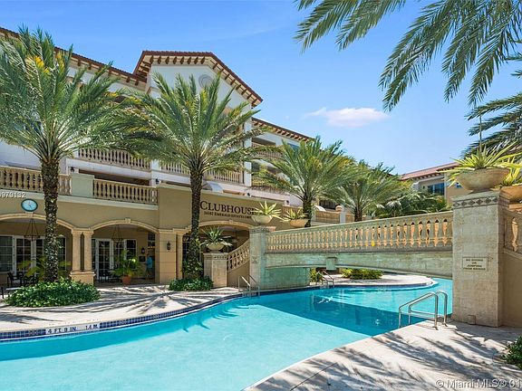 4th image of 16101 W Emerald Estates Dr #153