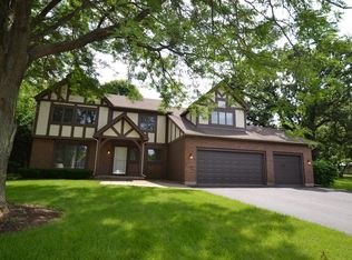 745 Jamestowne Ct, Sleepy Hollow, IL 60118
