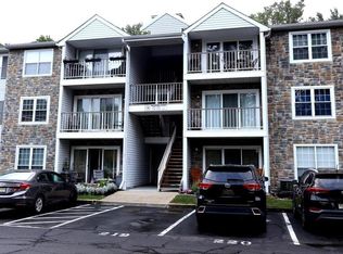 48 Mulberry Ct, Hamilton, NJ 08619