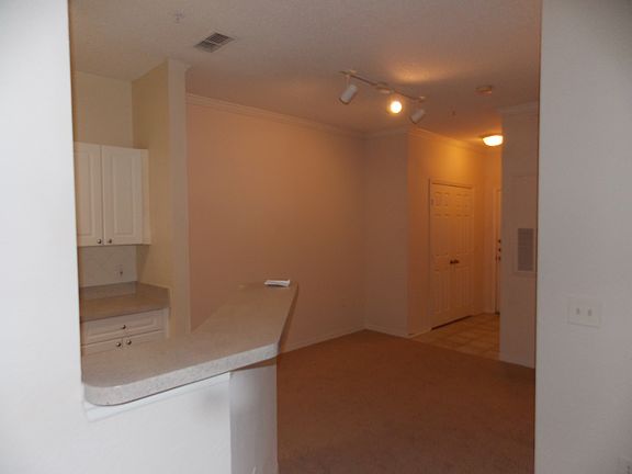 4th image of 18001 Richmond Place Dr APT 611